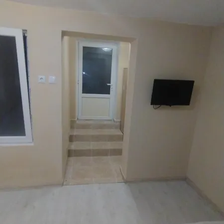 за гости иричек Apartmán